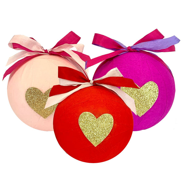 Tops Deluxe Surprise Ball Heart